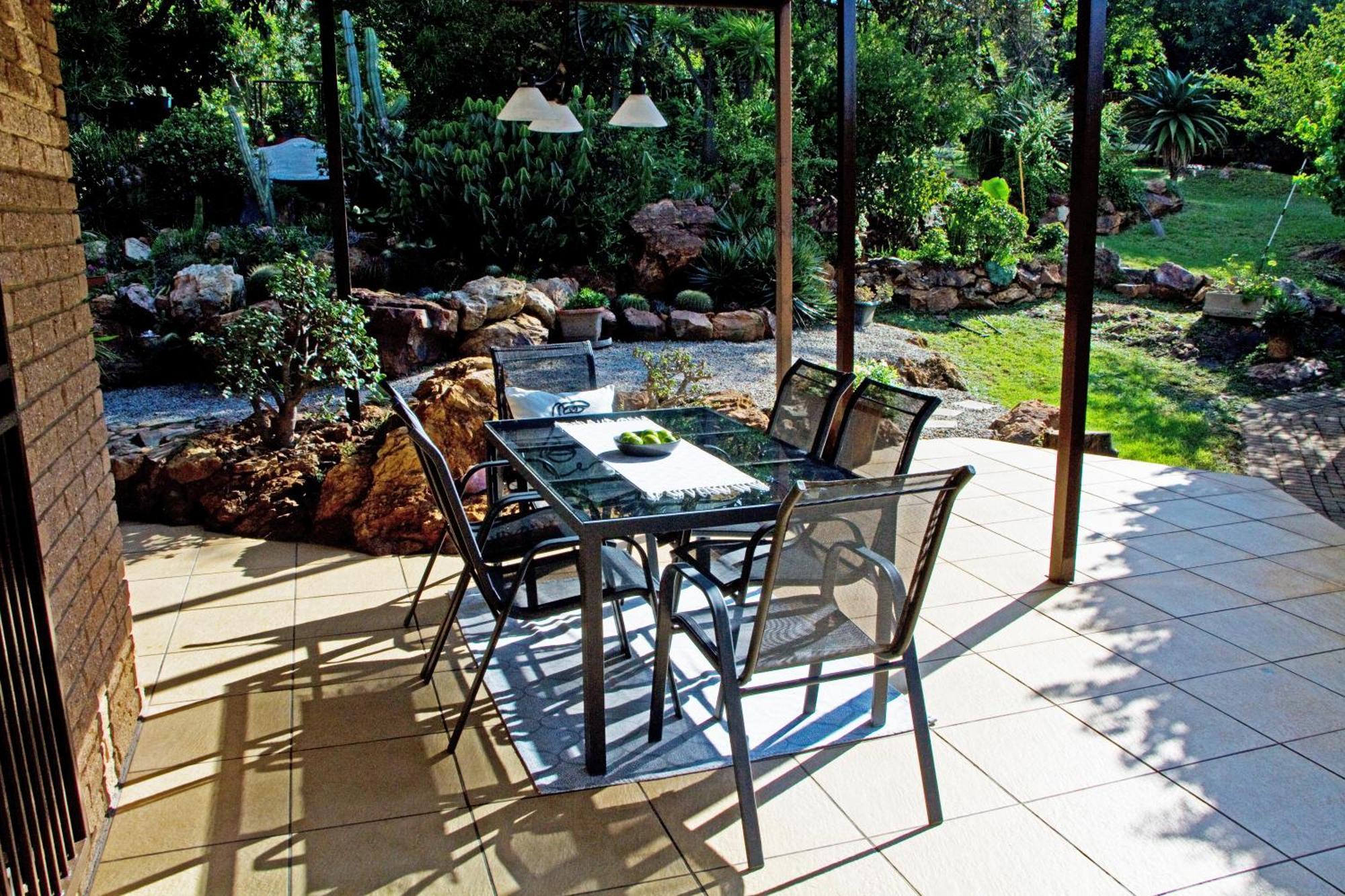 Cosy Connect Guesthouse Krugersdorp Exterior foto