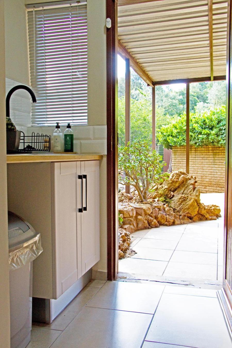 Cosy Connect Guesthouse Krugersdorp Exterior foto
